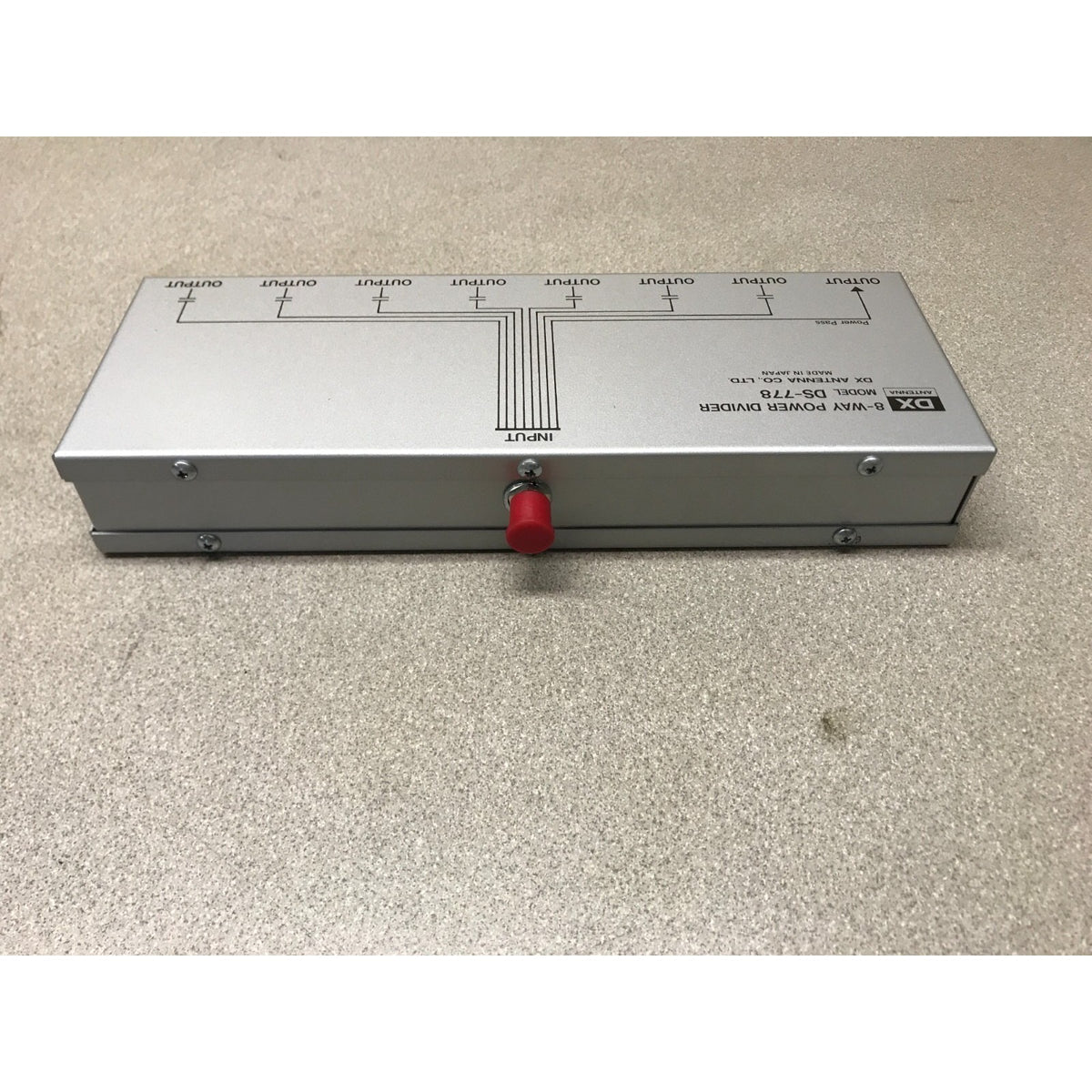 DX Antenna 8-Way Power Divider DS-778 back view