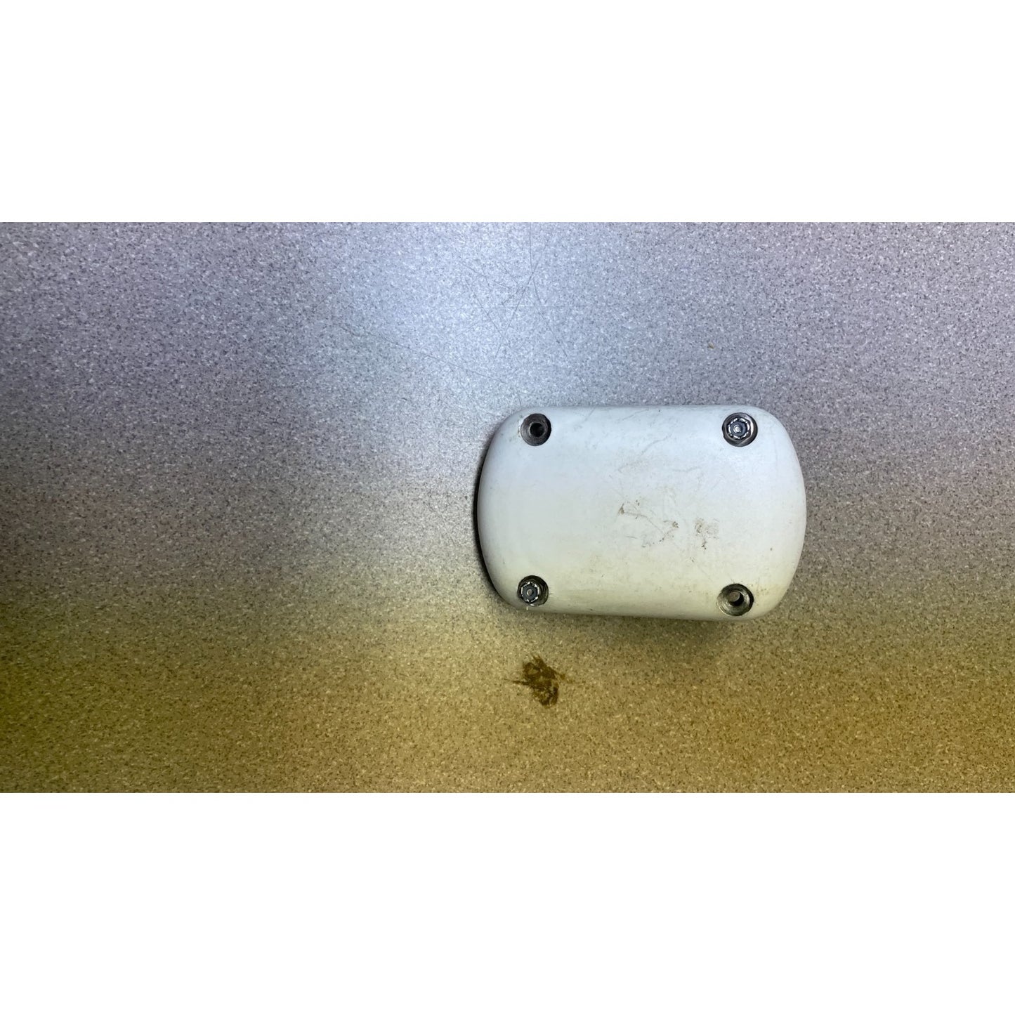 PCTEL 1270FW/F ANT-GPS Mini Arinc Antenna front of unit