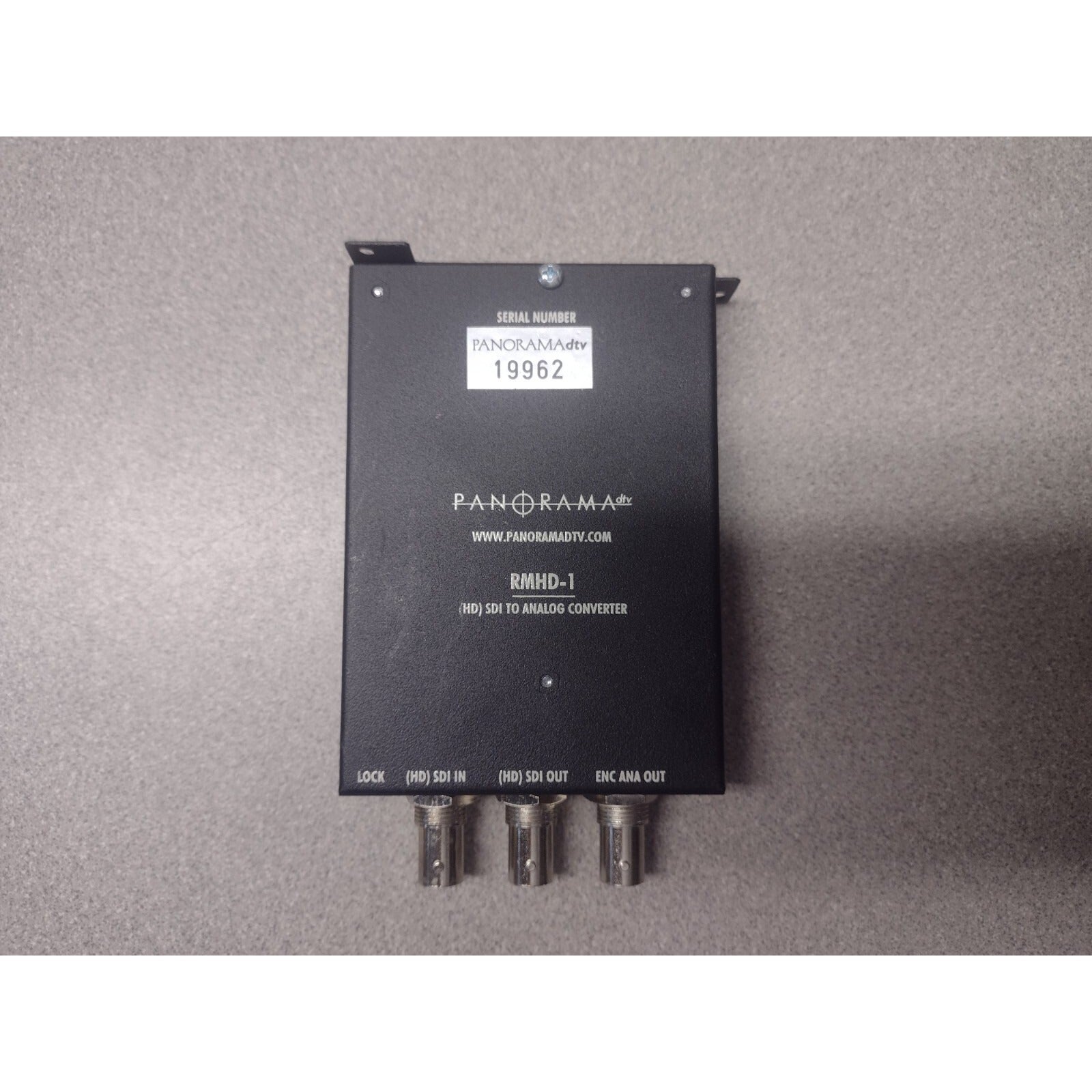 Panorama RMHD-1 SDI to Analog Converter top view