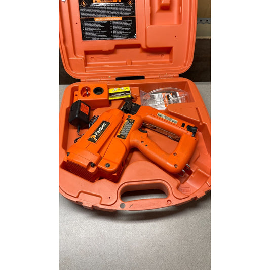 Paslode Impulse IM250 II Cordless 16 gauge Straight Finish Nailer 900400, Untested, Includes Case and Accessories in case
