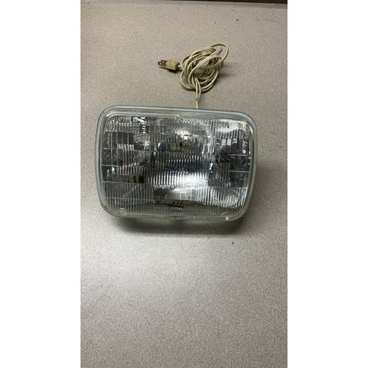 Philips 2B1 Halogen AC Light front view with cord