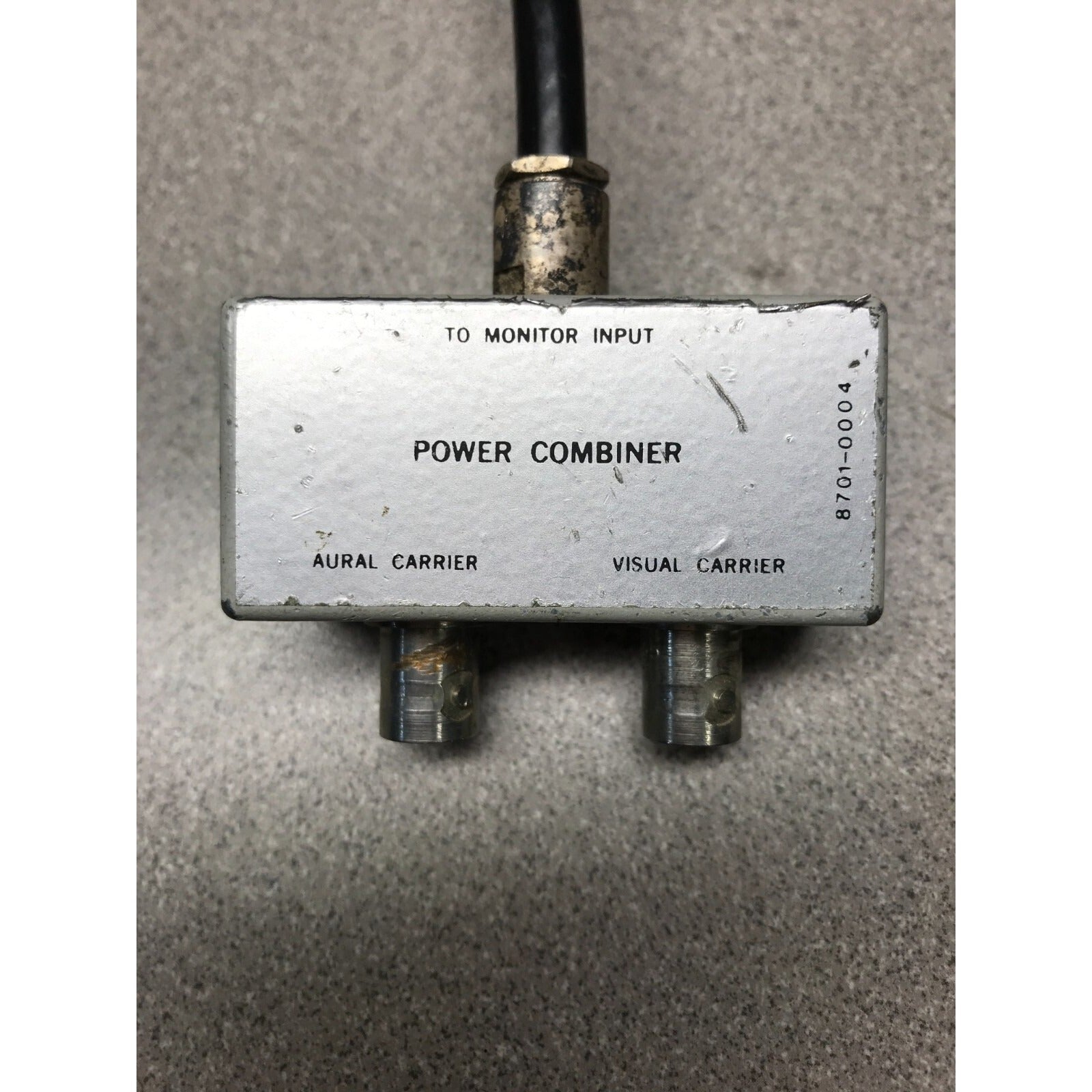 Power Combiner 8701-0004 Aural and Visual Input to Monitor Input top view