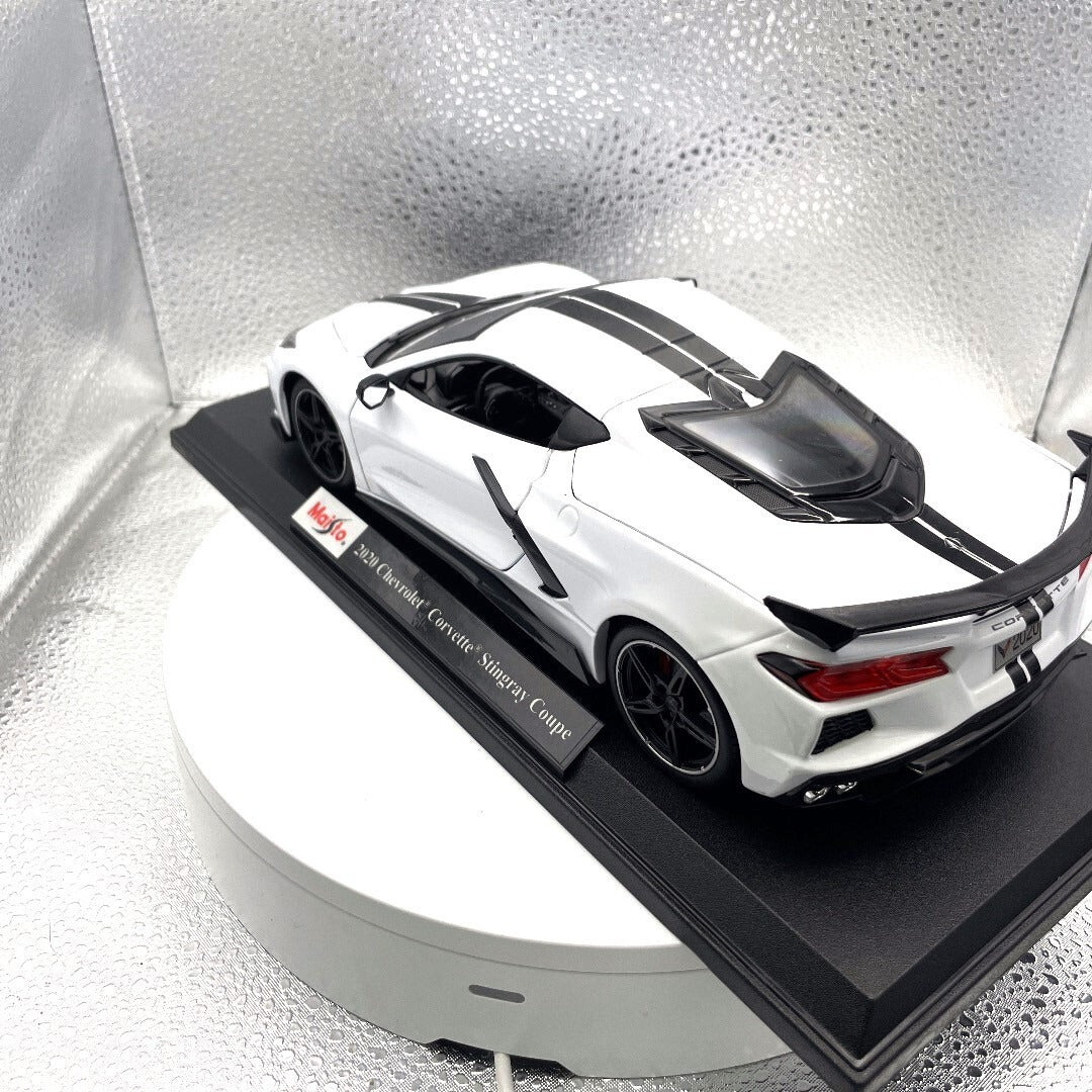 Maisto 2020 Chevrolet Corvette Stingray Coupe White Die Cast with Base, Scale: 1/18 driver's side/rear view
