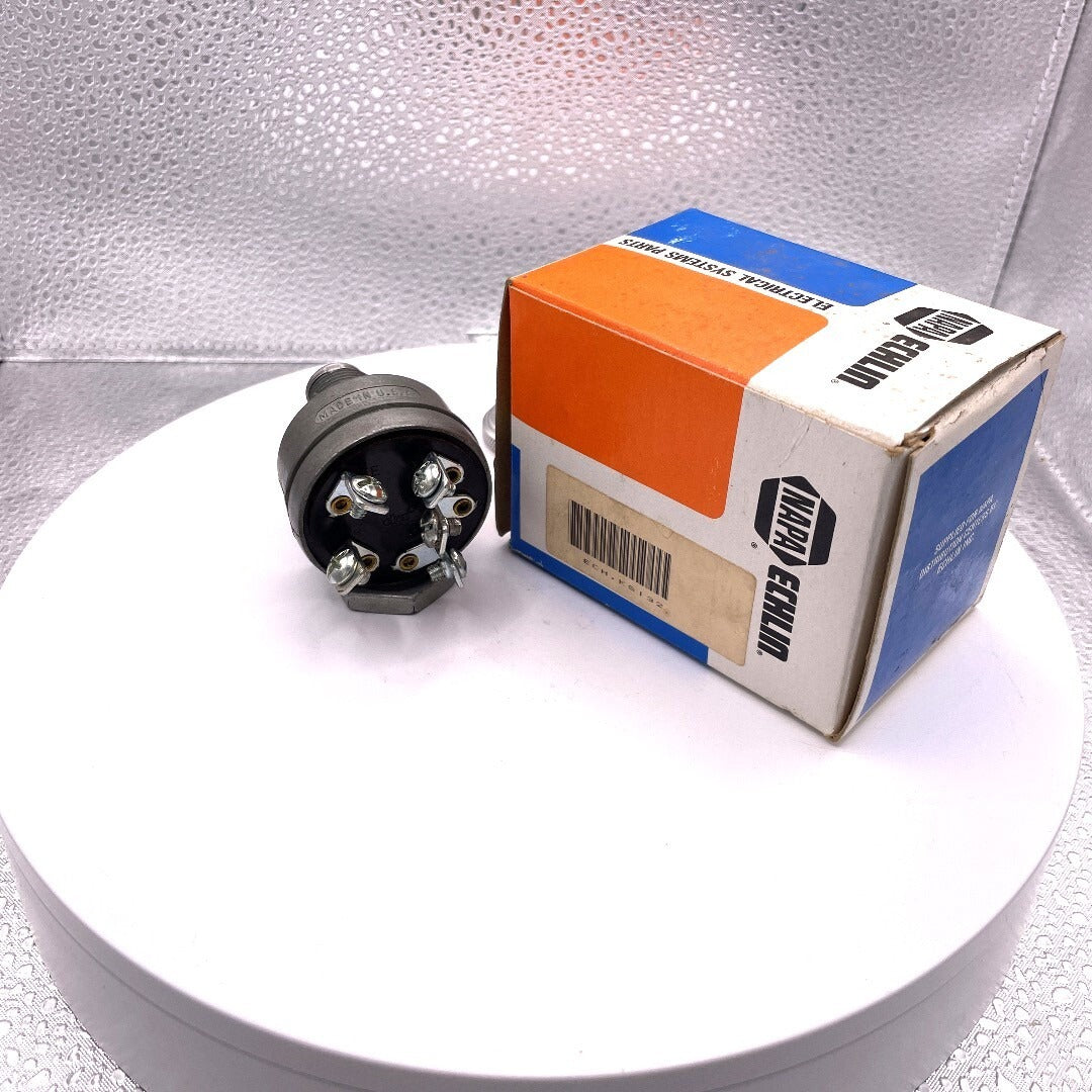 Napa Echlin Key Starter KSI32 bottom/inside view of starter with box