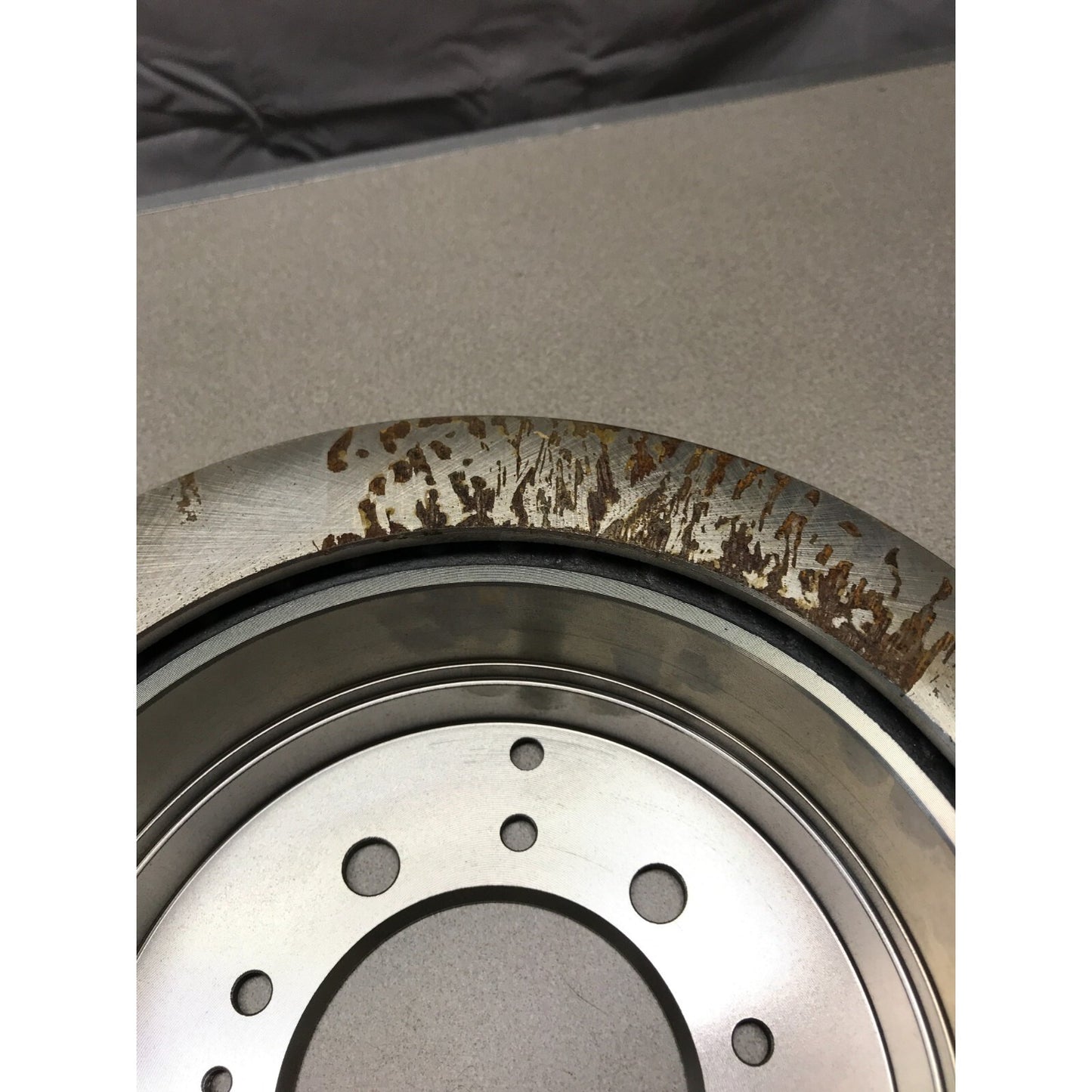 Carquest Wearever Brake Rotor YH145370 bit of rust