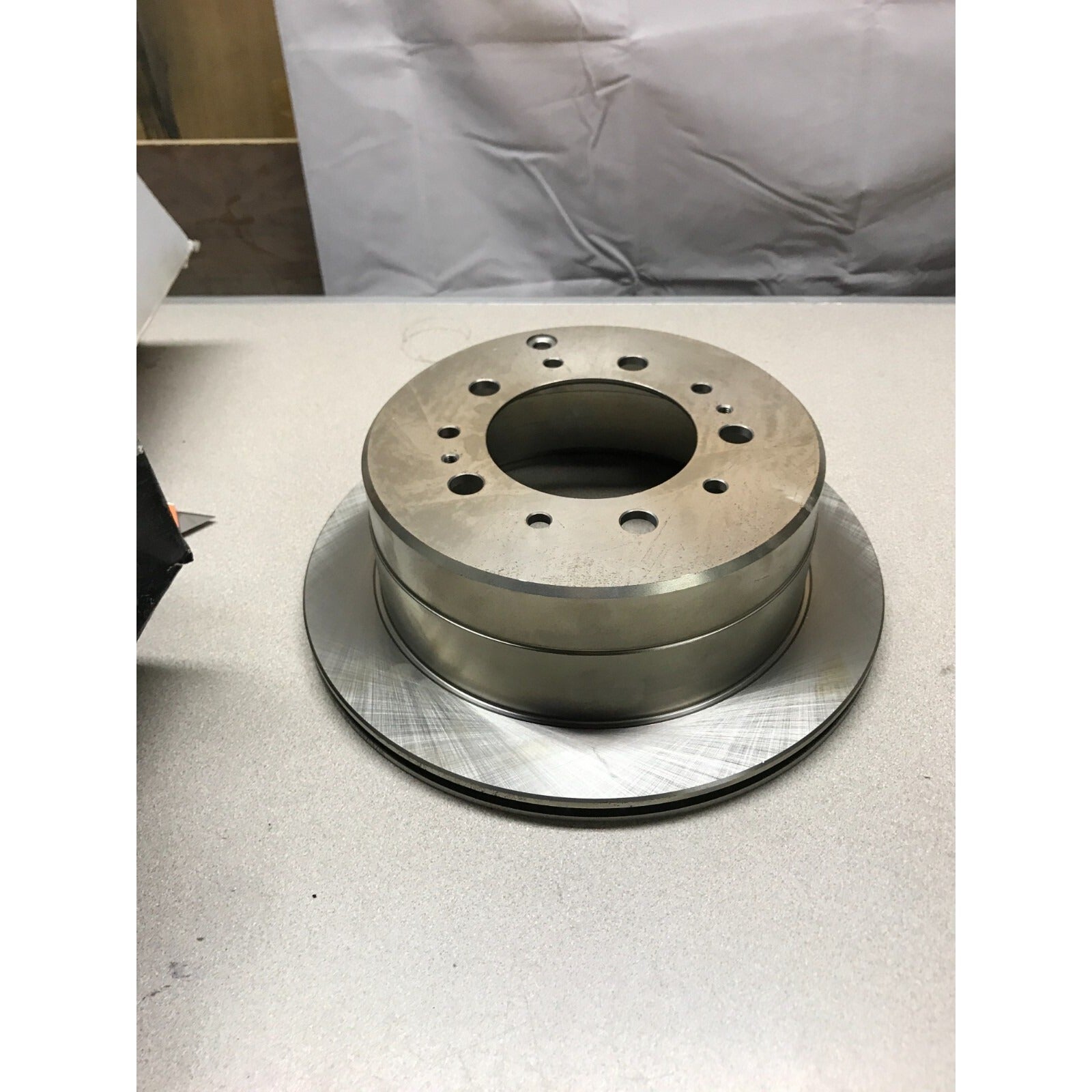 Carquest Wearever Brake Rotor YH145370 top/side view