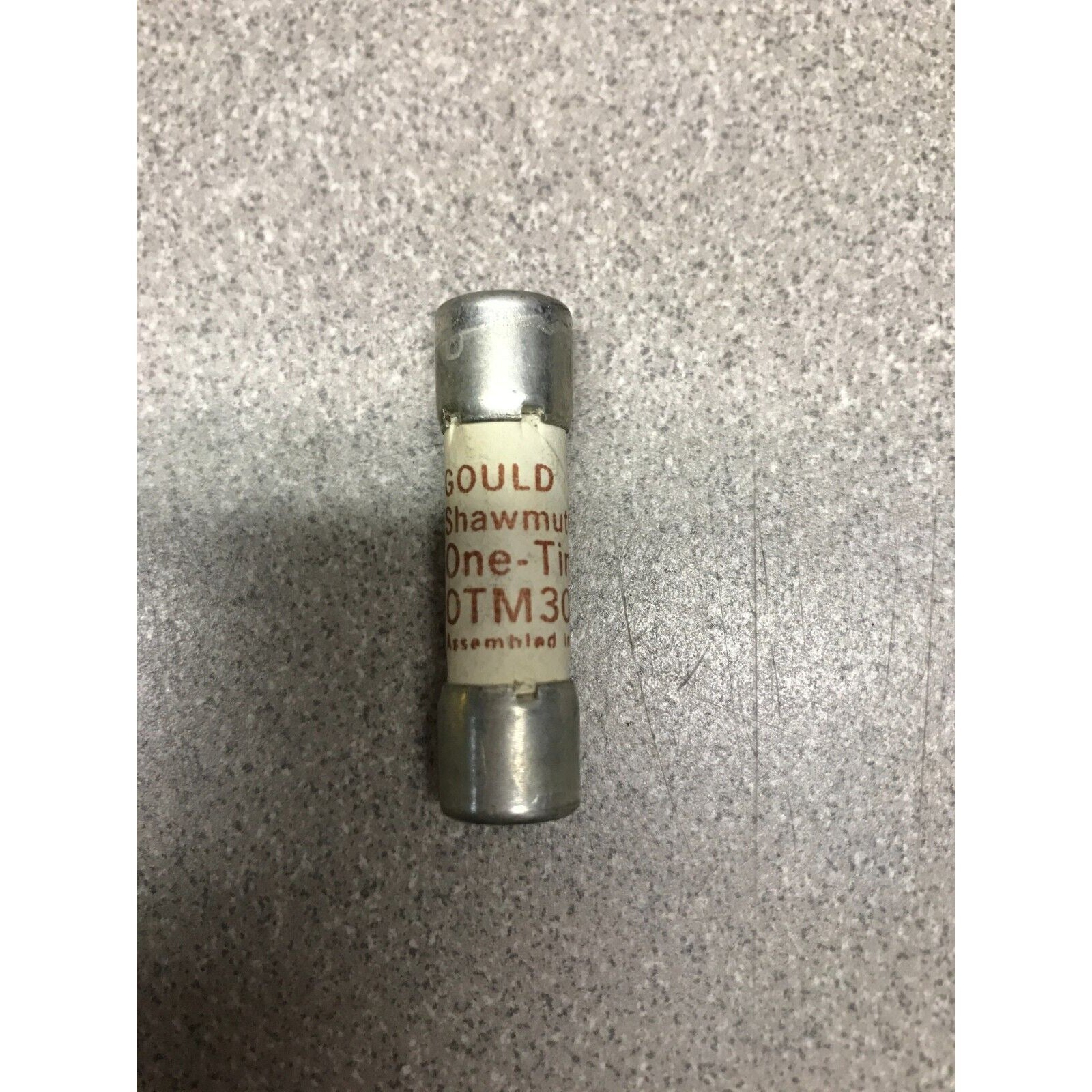Gould Shawmut One-Time OTM30 250VAC 30A Fuse