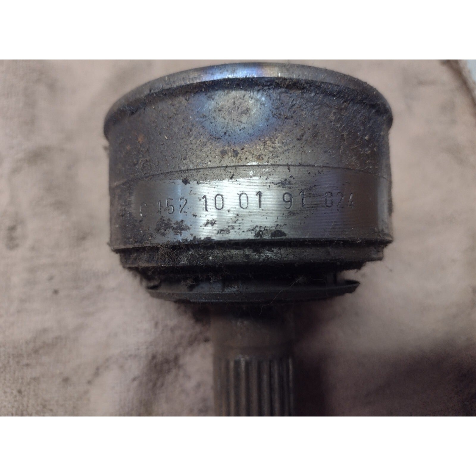 Lobro Drive Shaft Joints CV Joint C 152 10 01 91 024 A 06 96 product stamp closeup