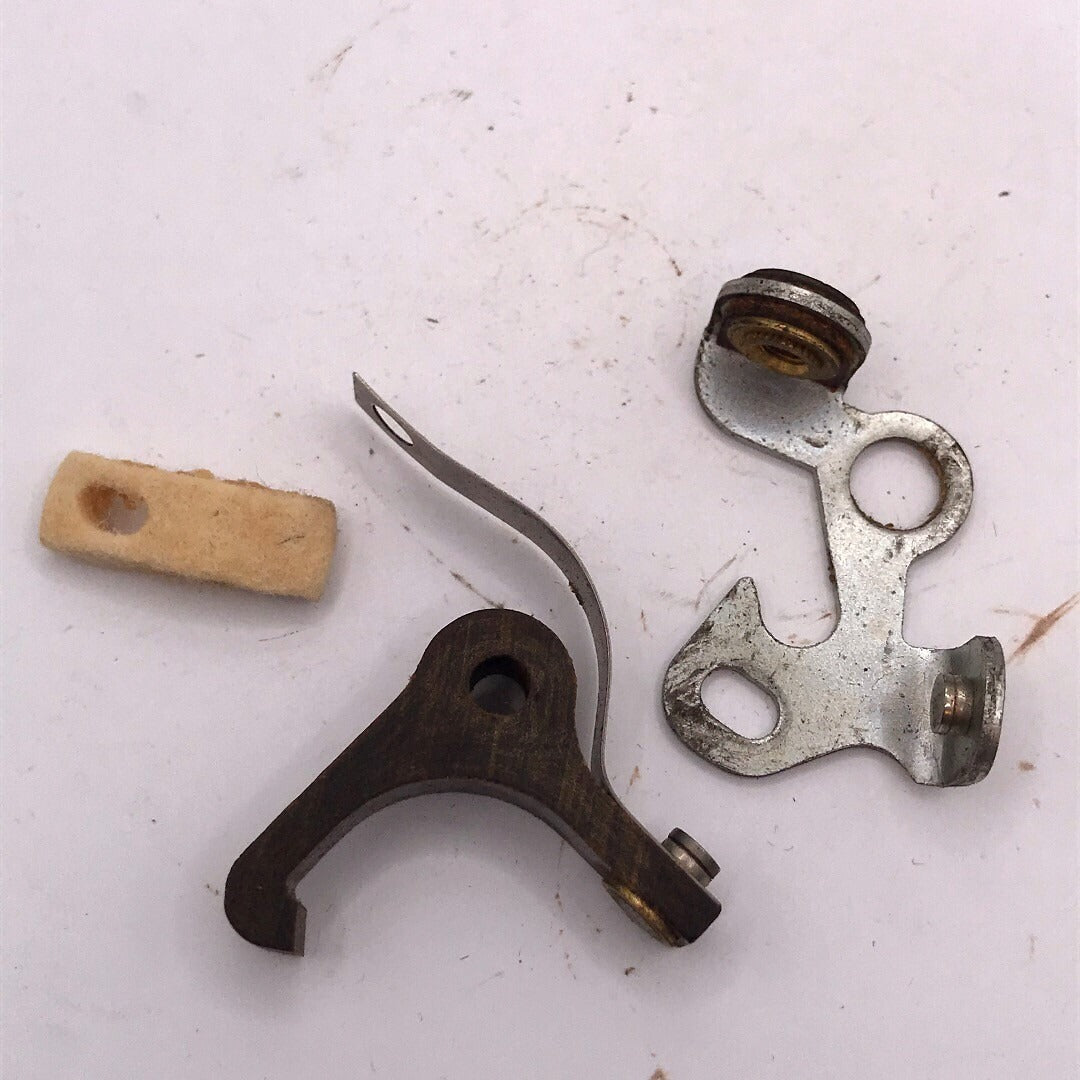 Fairbanks Morse R2437 Magneto Ignition Points Set included parts top view