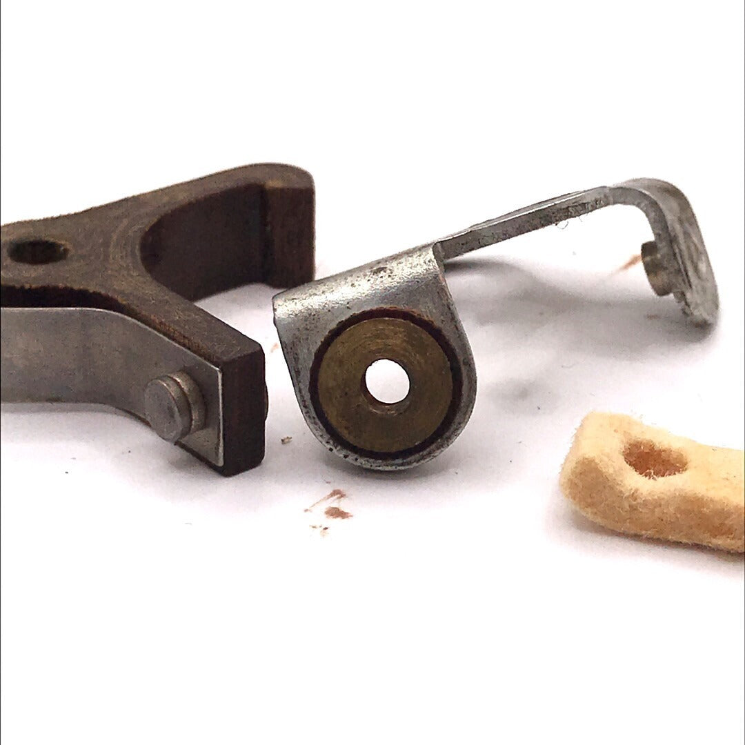 Fairbanks Morse R2437 Magneto Ignition Points Set closeup of set items