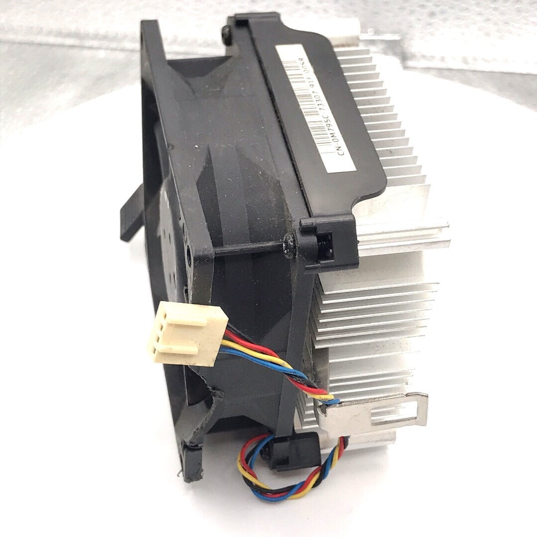 Processor Fan CN-0M795C-73307-91F-00SR side view of fan with connector