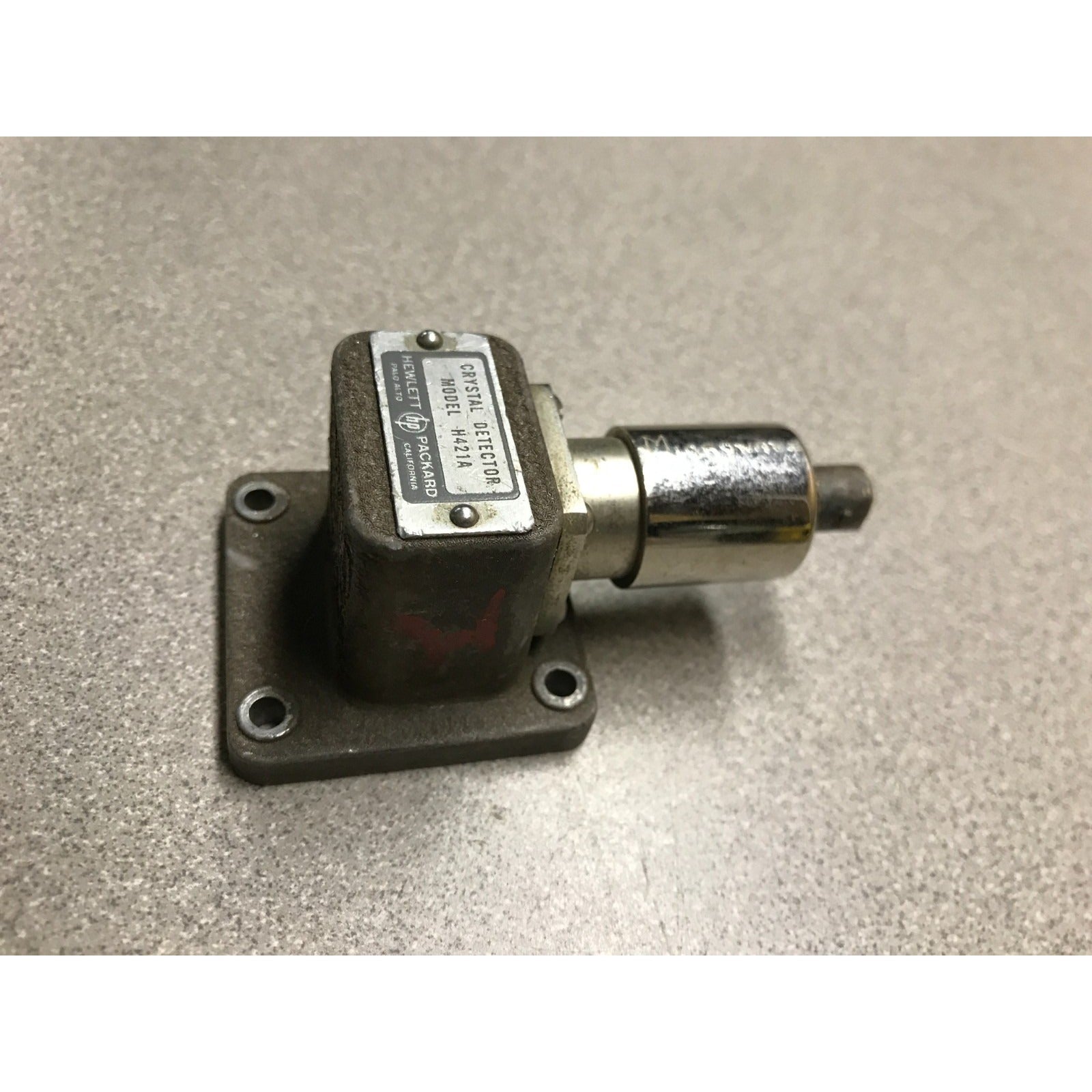HP Crystal Detector H421A top and side view
