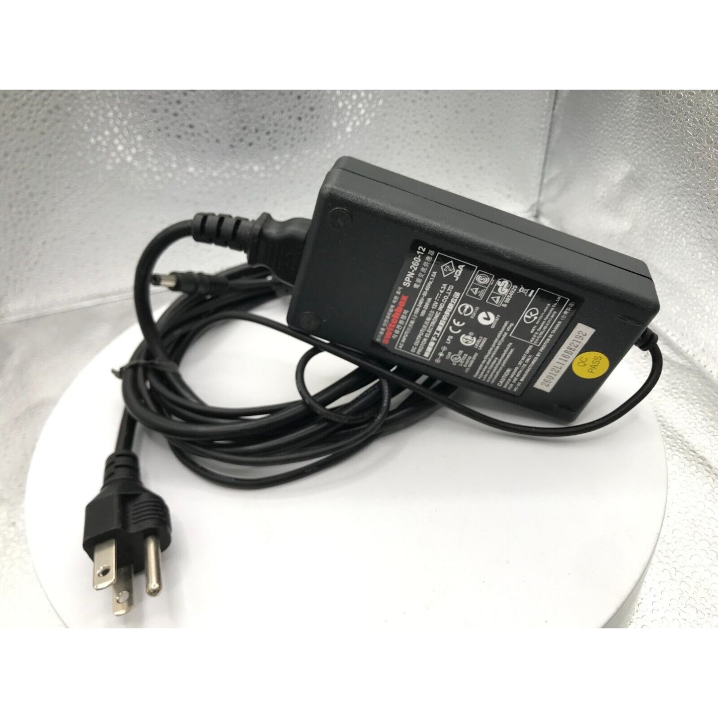 Switchbox Power cord 10ft AC input 100-240V DC Output 12V