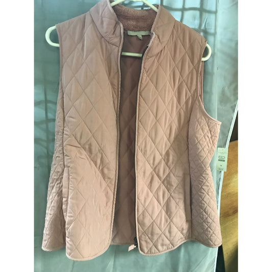 Talbots Women's Quilted Vest Size M Fleece Lined Coral Full Zip Vest with tags. front view