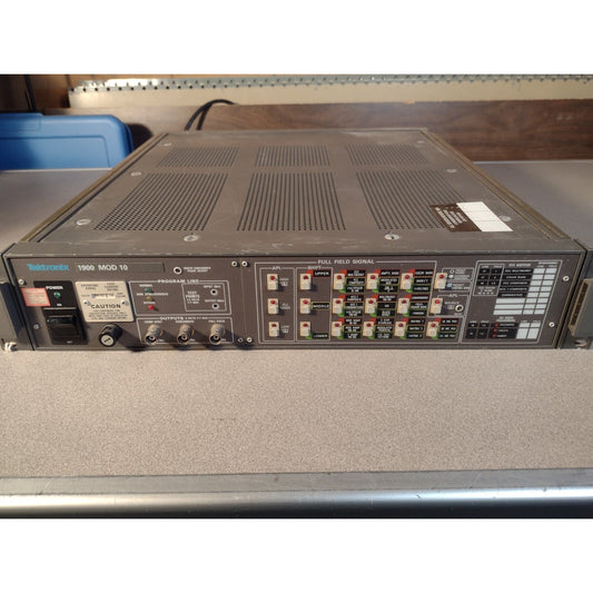 Tektronix 1900 MOD 10 front panel