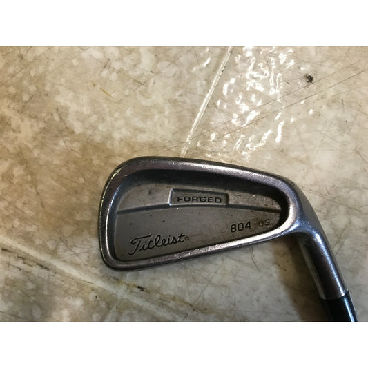 Titleist 4 Iron Golf Club 804 OS NS PRO.970 39in closeup of club head