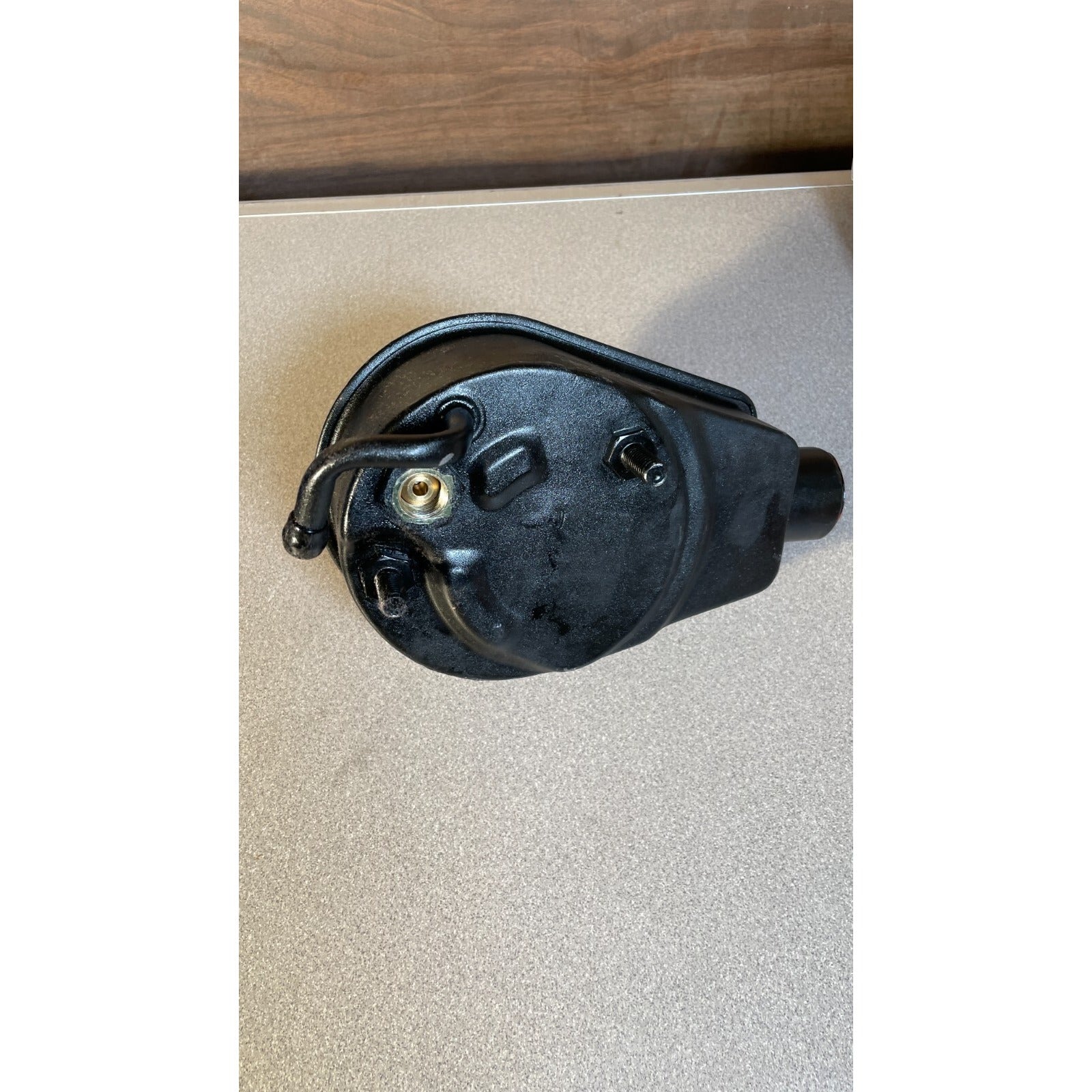 Vision-OE Power Steering Products 732-2108 Pump top view with connections