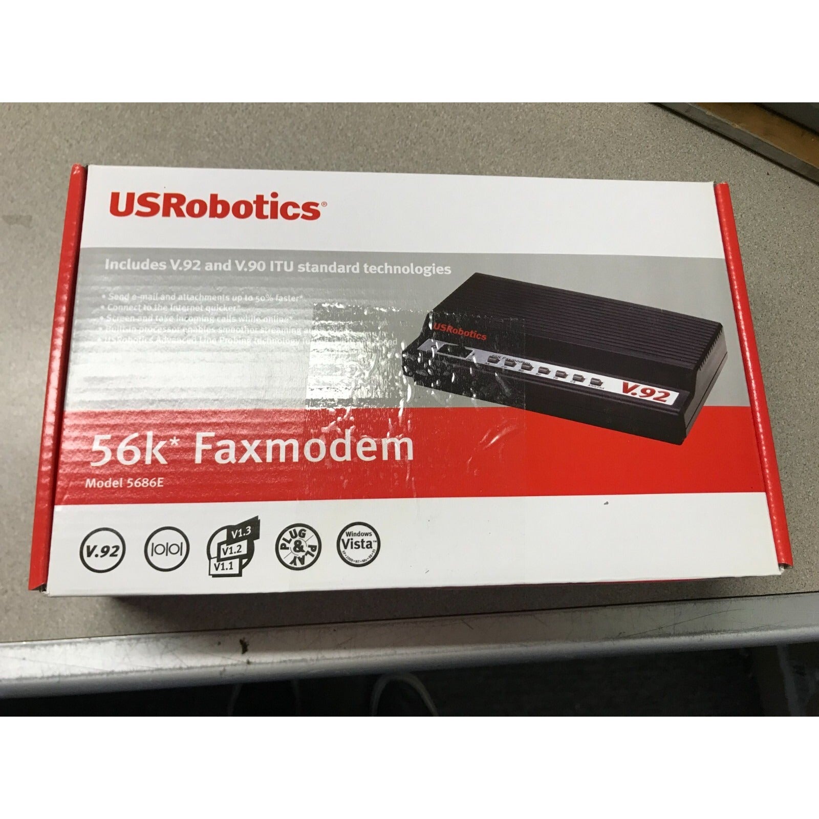 USRobotics 56k Faxmodem Model 5686E front of box with picture of modem