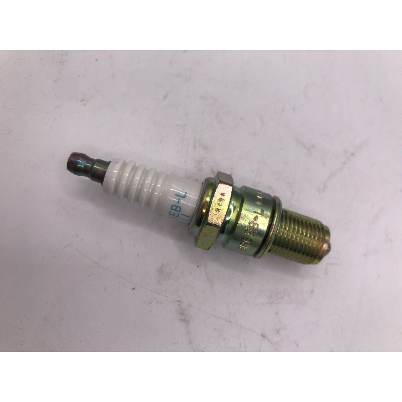 NGK Honda Spark Plug BR6EB-L-11 Part No. 98079-57175