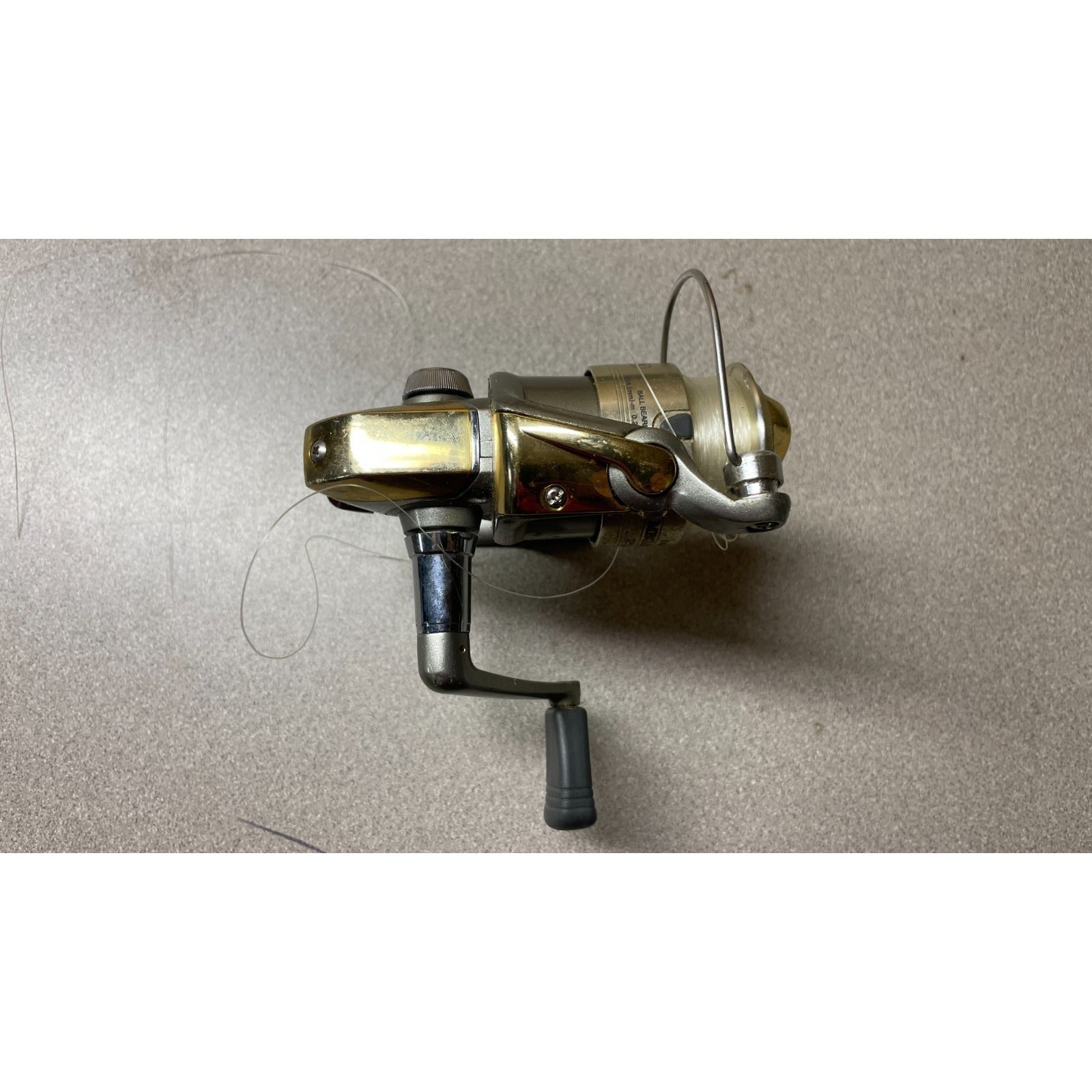 Daiwa Megaforce 2000 Spinning Reel overhead view