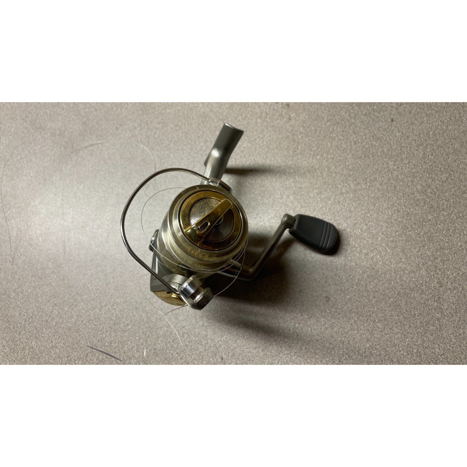 Daiwa Megaforce 2000 Spinning Reel front end view