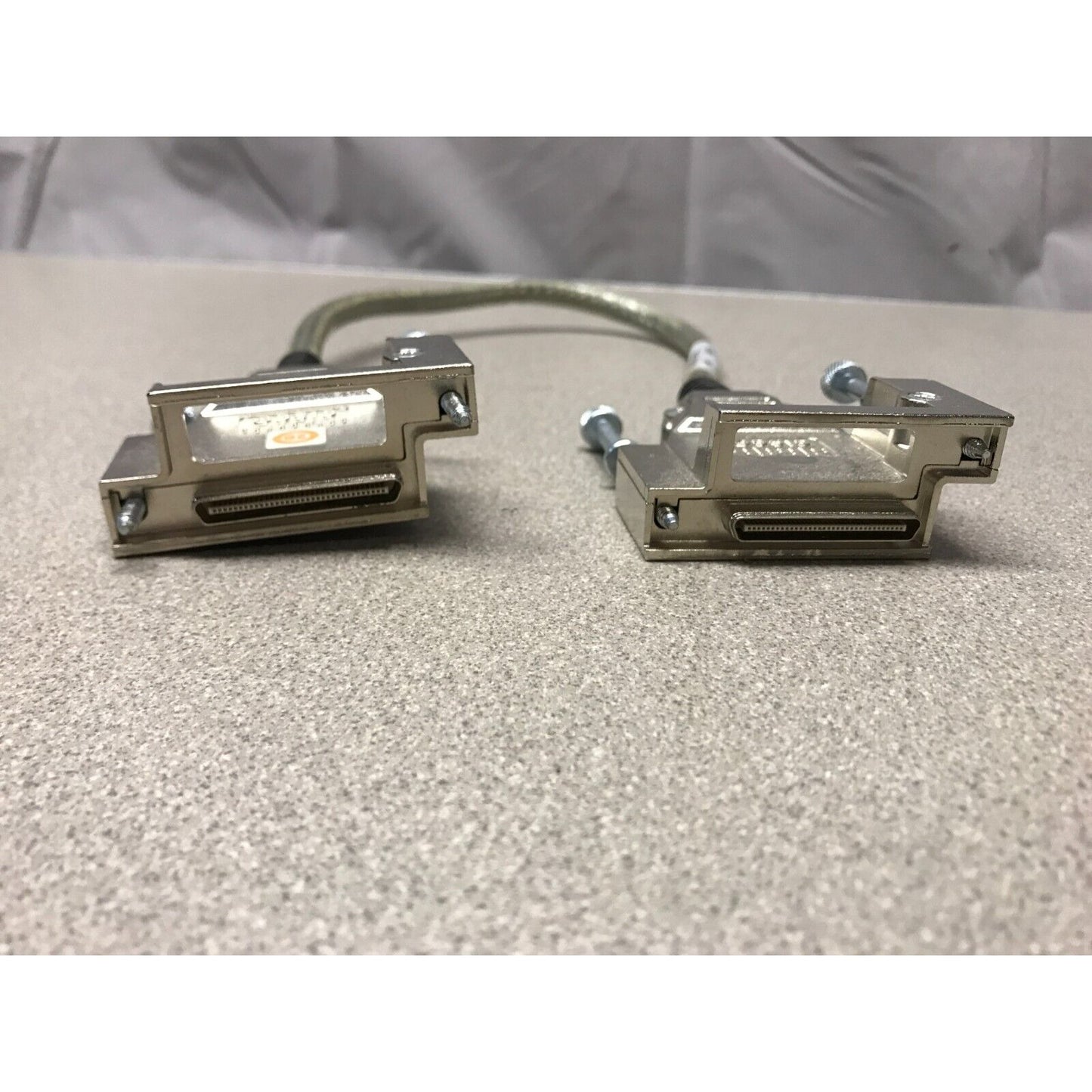 CISCO 72-2632-01 REV B0* 41826 Stackwise Stacking Cable Pin view