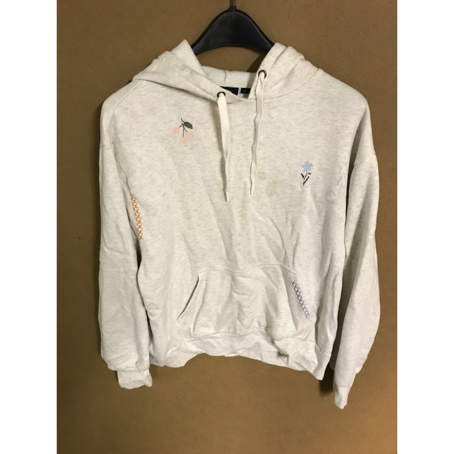 Vans Hoodie Light Grey with Embroidered Floral Designs Women's Medium front of hoodie