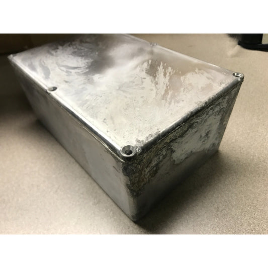 Vintage BUD Radio Inc. Econobox CU-347 Aluminum Enclosures top and side view