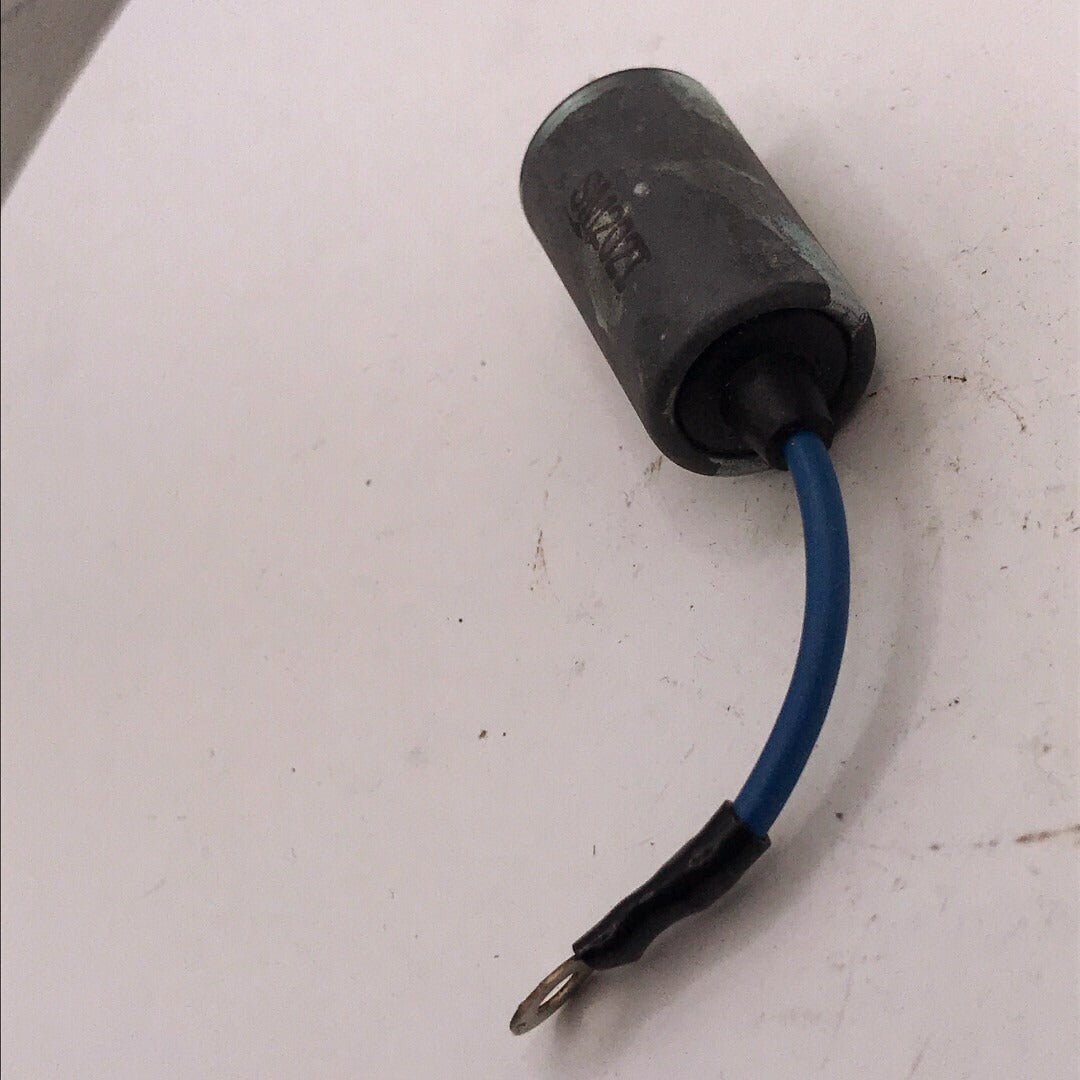 Magneto Condenser SM202I Used side view