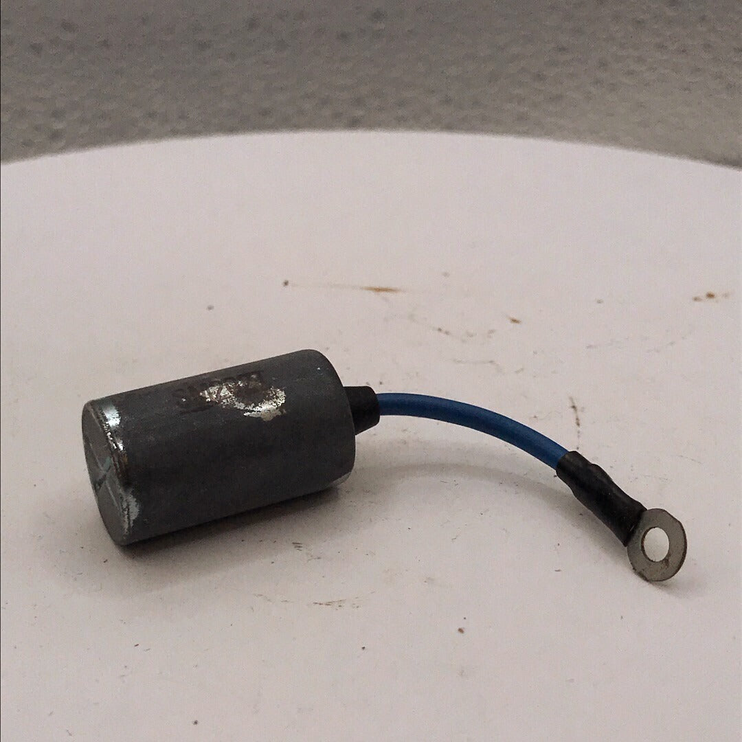 Magneto Condenser SM202I Used side view