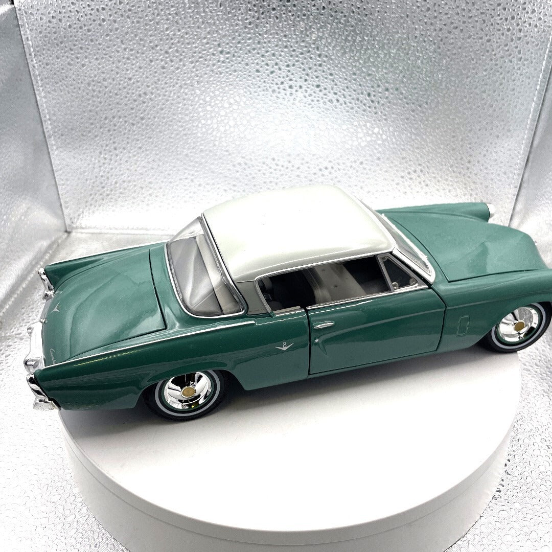 Miasto 1953 Studebaker Starliner Teal Die Cast, Scale: 1/18 11451 passenger side view