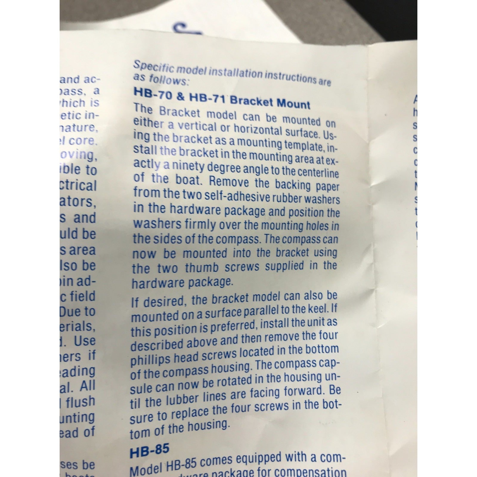Ritchie Magnetic Marine/Boat Compass Model HB-71 with Bracket Mount mounting instructions closeup