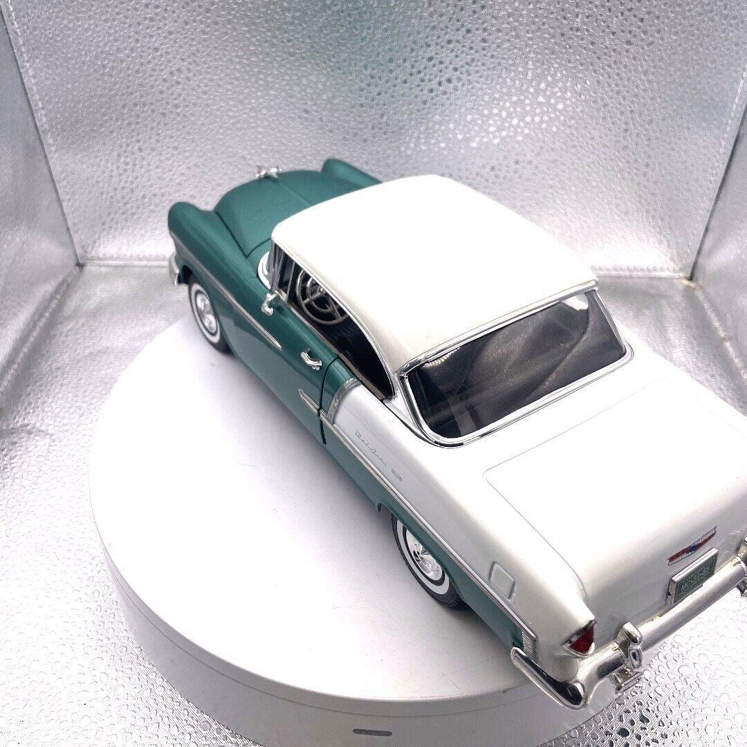Motormax 1955 Chevrolet Bel Air Green Die Cast Convertible, 1/18 Scale, No. 73184 driver's side/rear view