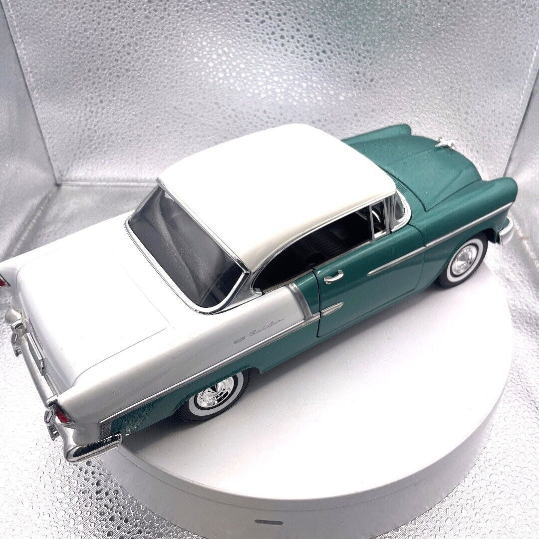Motormax 1955 Chevrolet Bel Air Green Die Cast Convertible, 1/18 Scale, No. 73184 rear/passenger side view