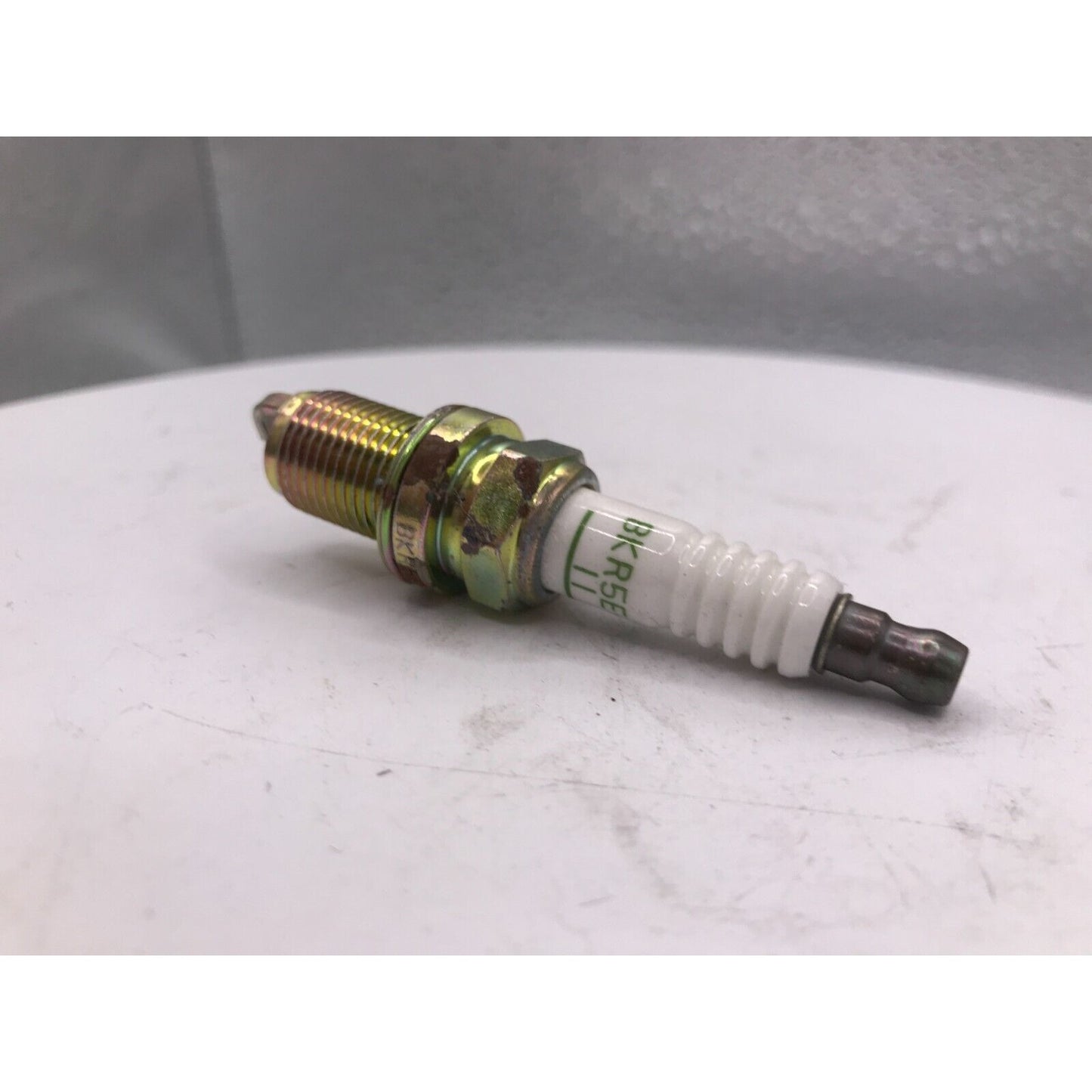 NGK Spark Plugs V-power Resistor Type BKR5E-N-11 Stock No. 2391