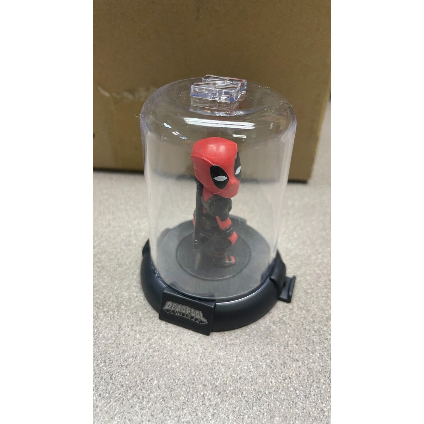 Domez Deadpool Collectible 1 of 8 (Bent Knee Pose)