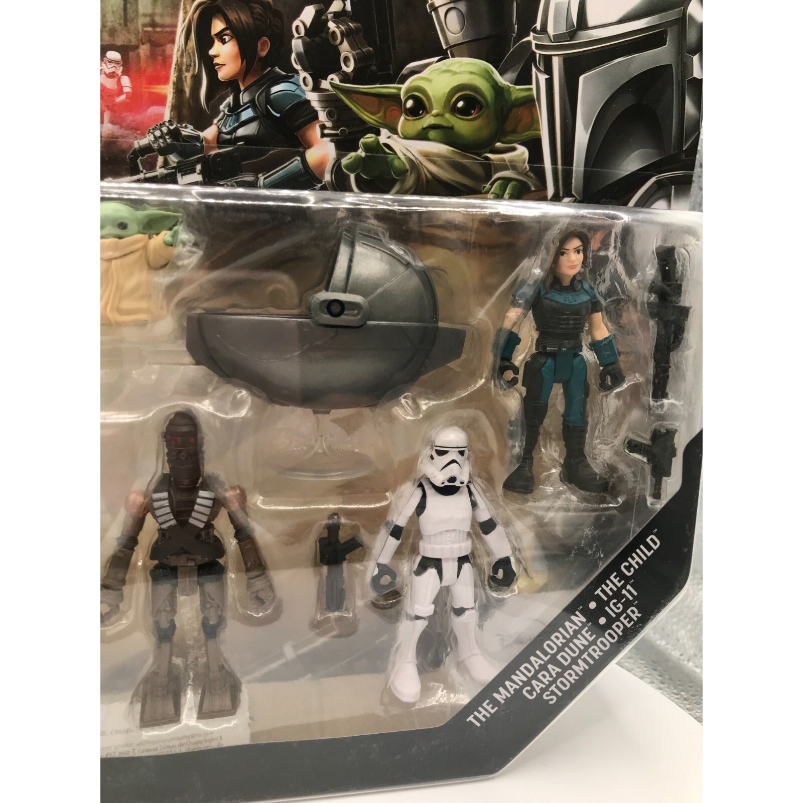 Star Wars Mission Fleet "Mandalorian Set" - The Mandalorian, The Child, Cara Dune, IG-11, Stormtrooper front of package closeup
