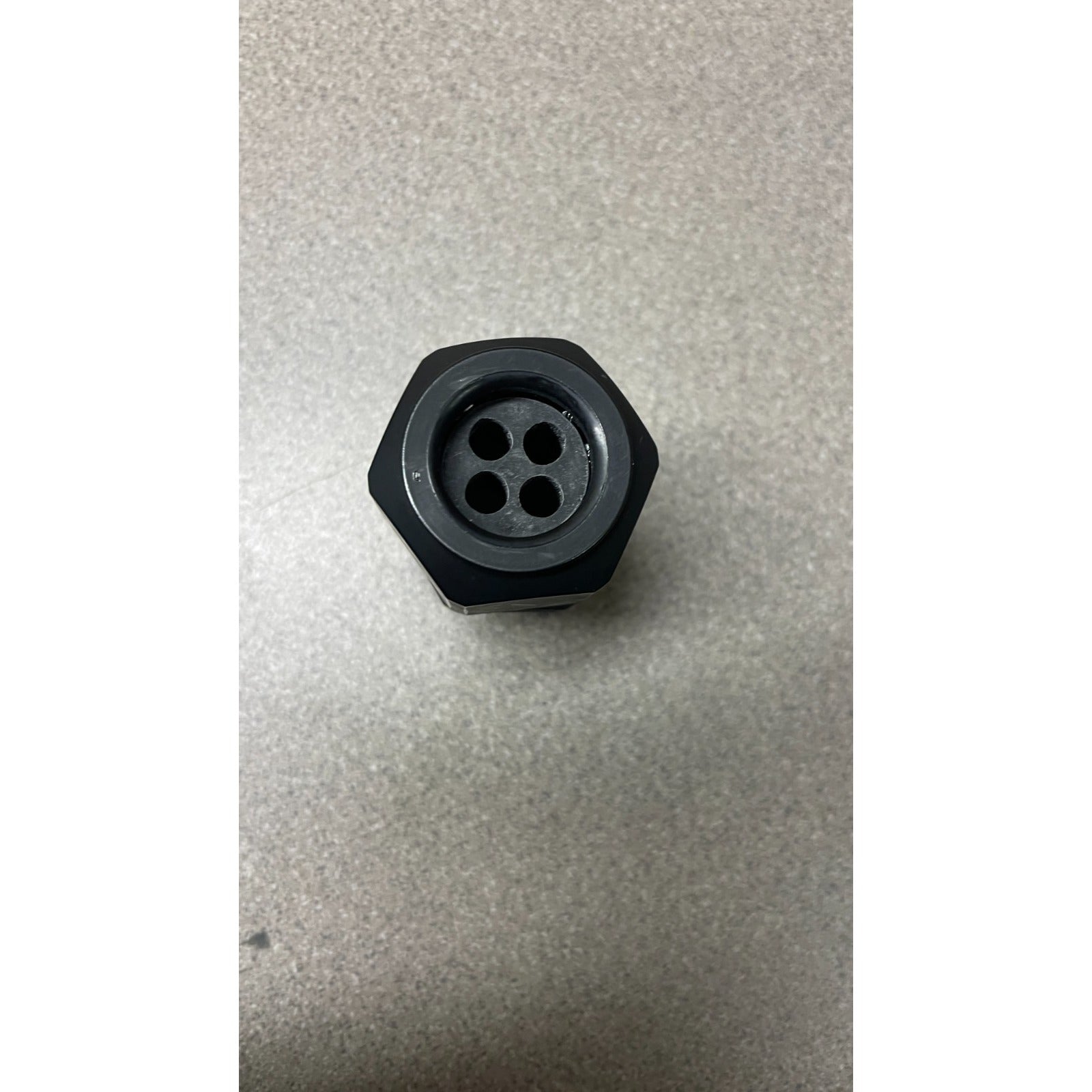 Heyco 4-hole Liquid Tight Cord Grip NPT 3/4 - Lot of 2 top view 