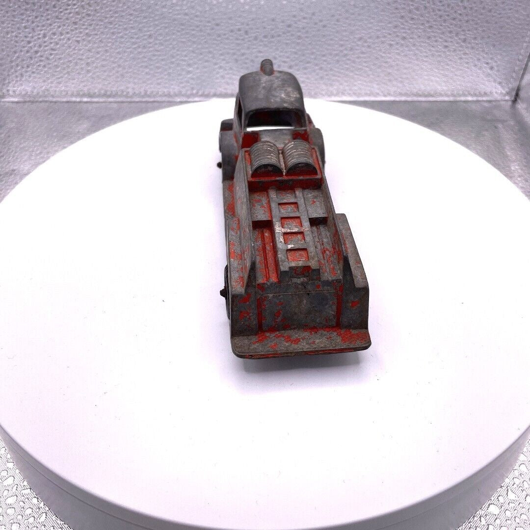 Hubley Lancaster PA 402 Metal Fire Truck Toy top view