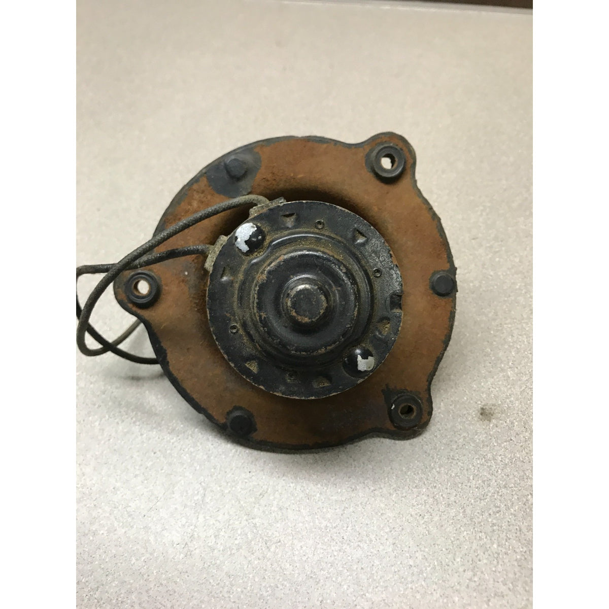 Auto-Lite EMY-4002 Defroster Motor with Bracket underside view