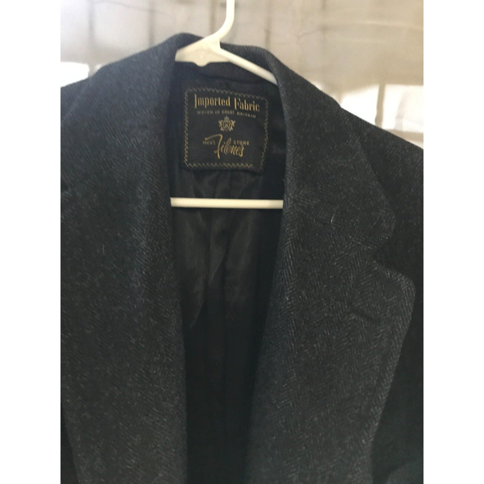 Filene's Men's Store Men's Grey Wool Top Coat, Men's M closeup of inside label