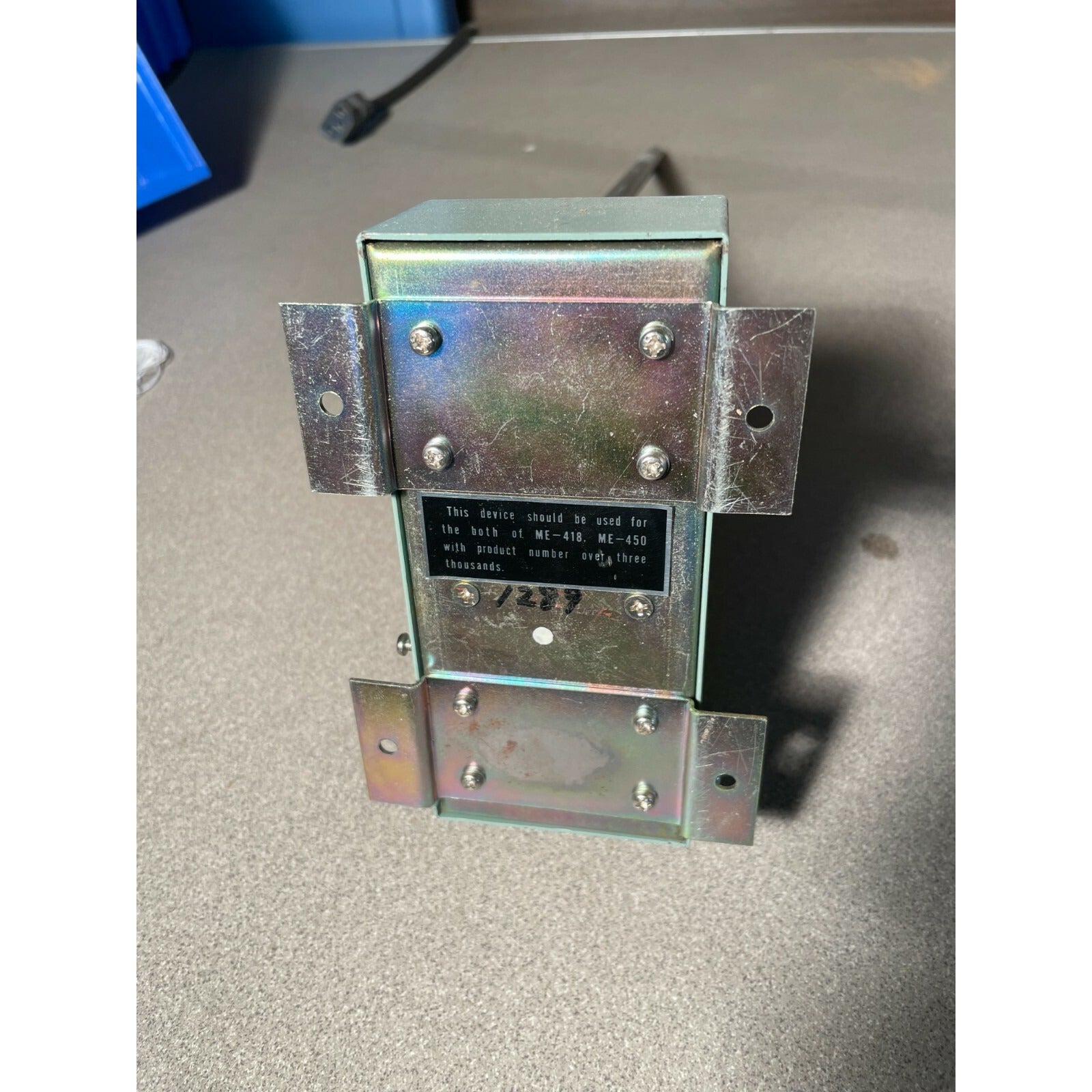 Contelco-Guard Detector Type ME-400 bottom of unit
