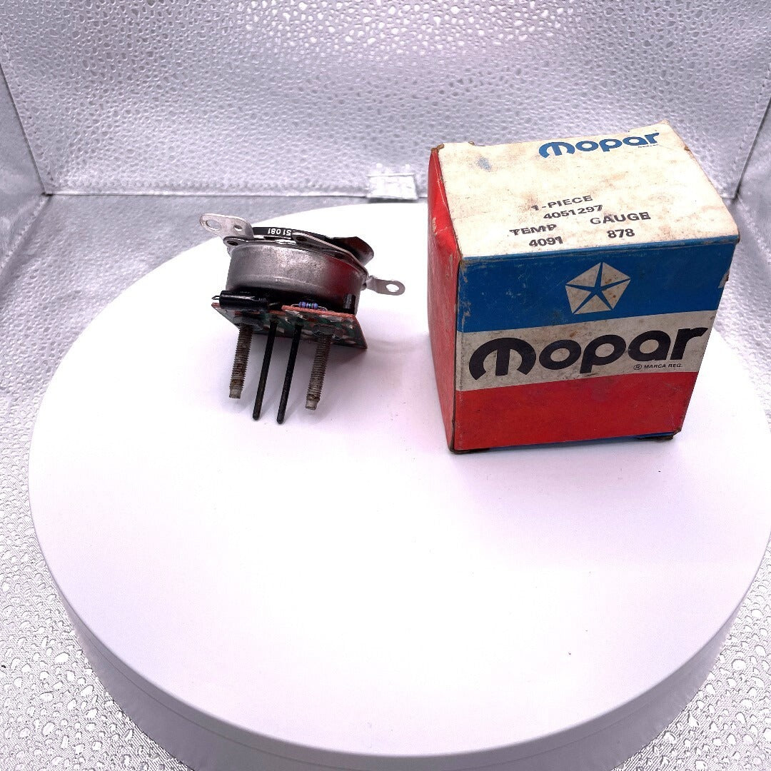 Mopar TEMP GAUGE 4051297 back view with box