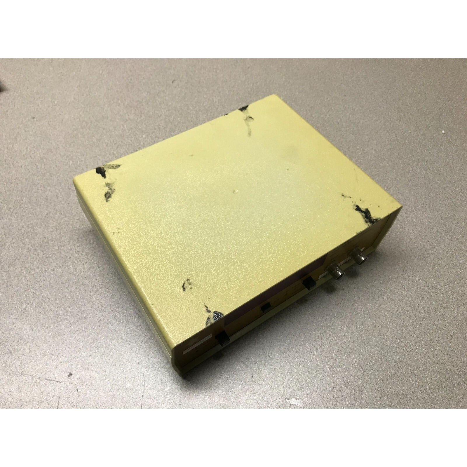 BK PRECISION 200 MHZ FREQUENCY COUNTER 1803D top view