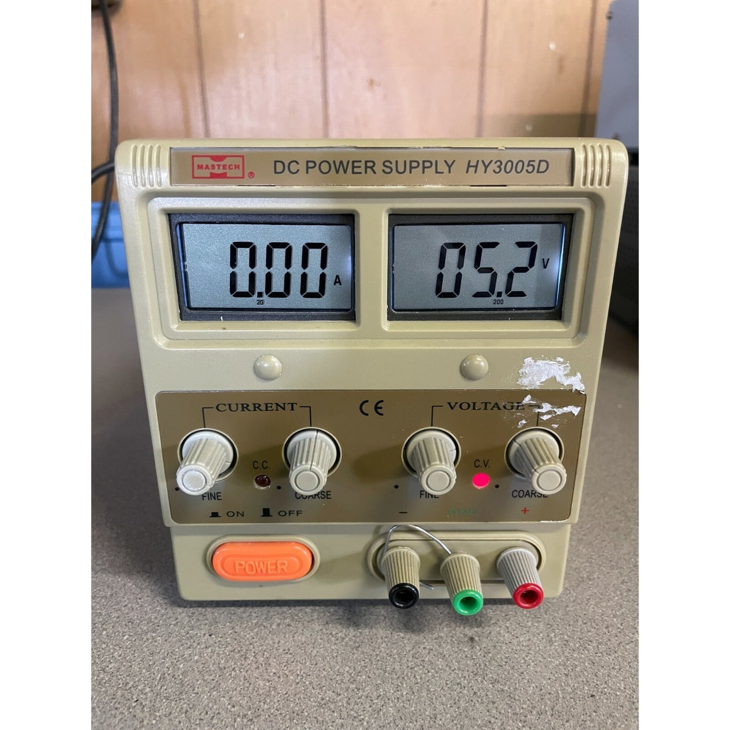Mastech HY3005D DC Power Supply Linear Variable Adjustable front panel with display on