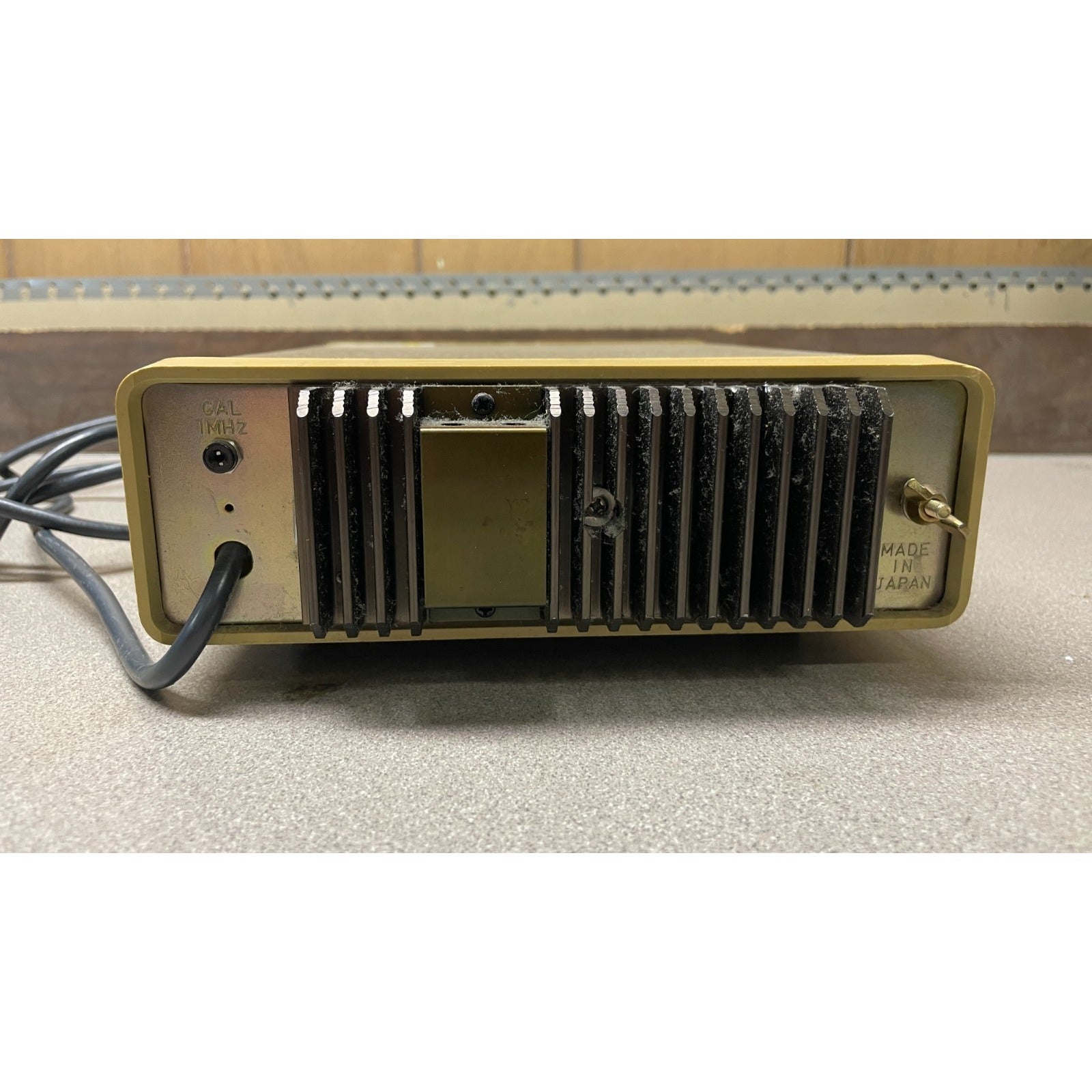Trio Frequency Counter FC-756 back panel view