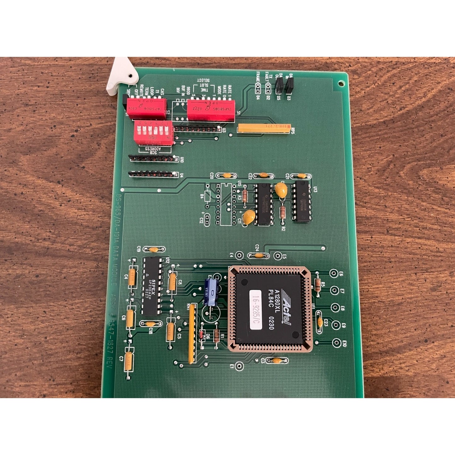 Harris Intraplex Inc Assy # 9547-1827 Rev A3 closeup top view