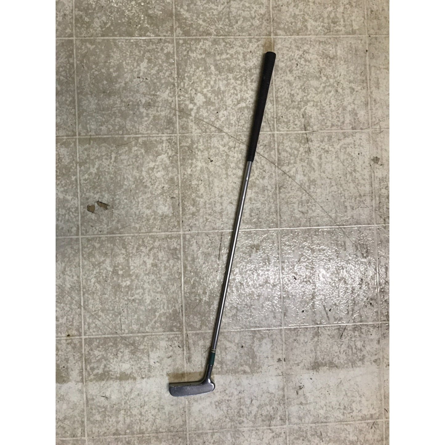 Golf Putter Wilson Carol Mann 32in full view of putter