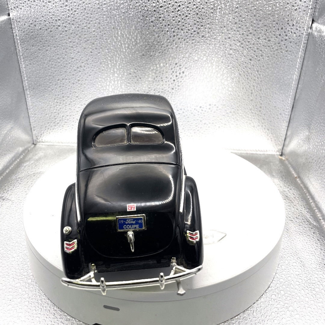 Motor Max 1940 Ford Sedan Coupe California Highway Patrol Die Cast back end/trunk view