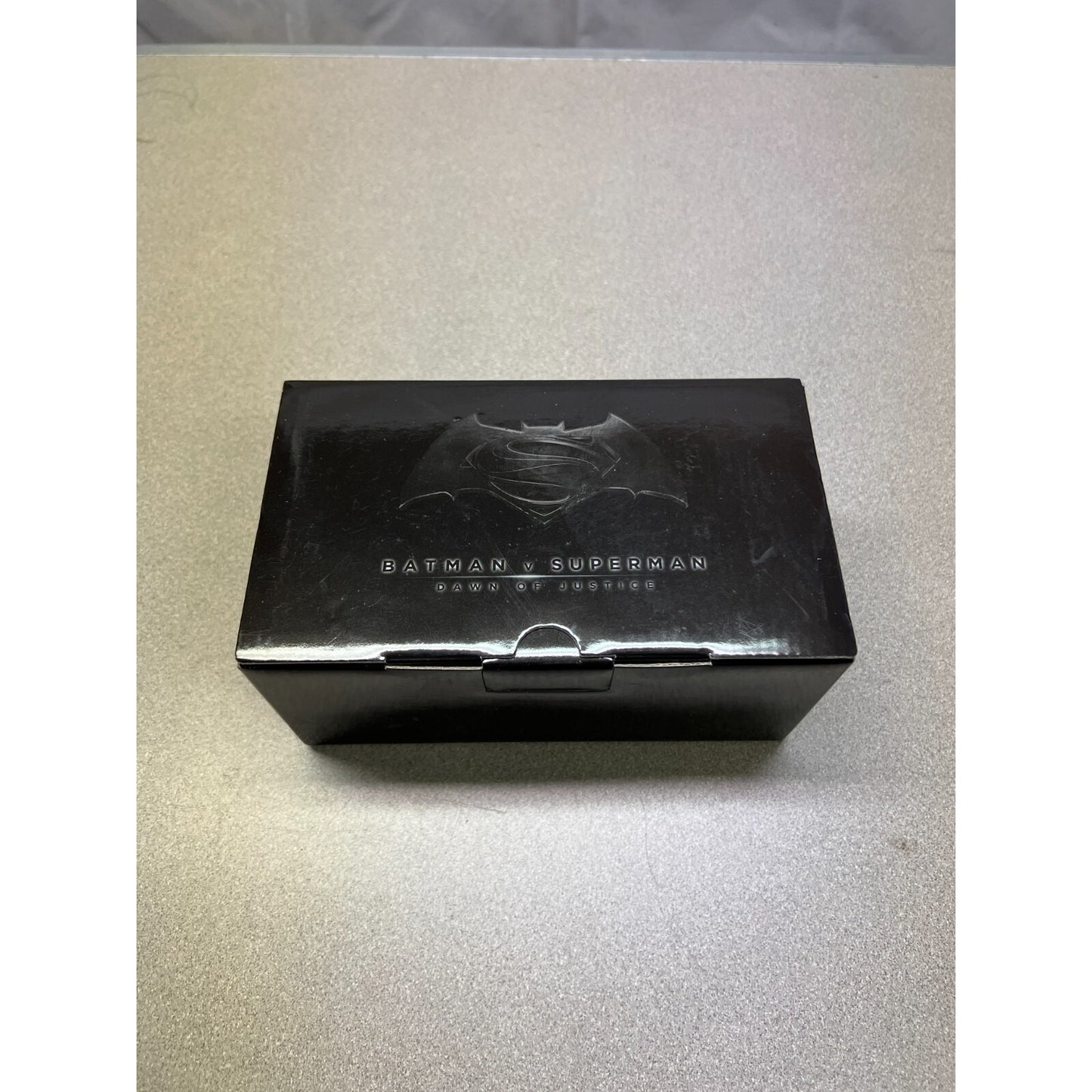 Hot Wheels: Batman v Superman Dawn of Justice (Comic Con Piece) box